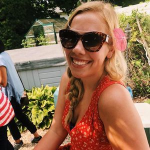 Meet your Posher, Monica